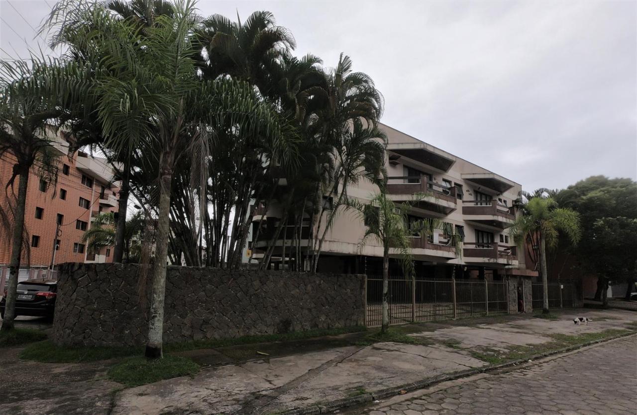 Excelente Localizacao, 400 Metros Da Praia Ar Condicionado E Wi-Fi Apartment Ubatuba Ngoại thất bức ảnh